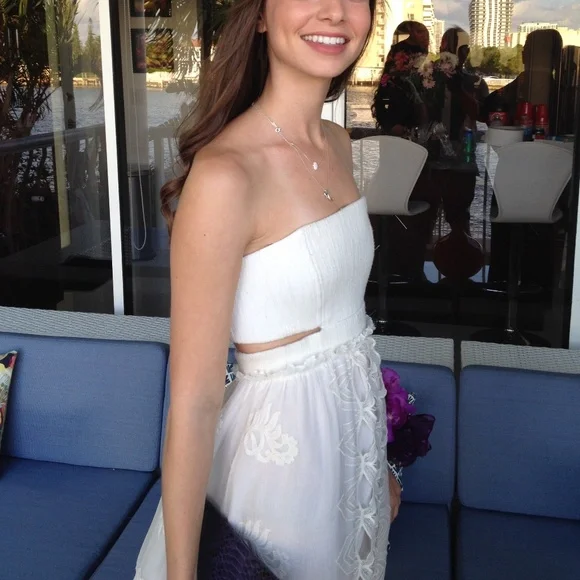 ALEXIS, ivory gown - Picture 10 of 13